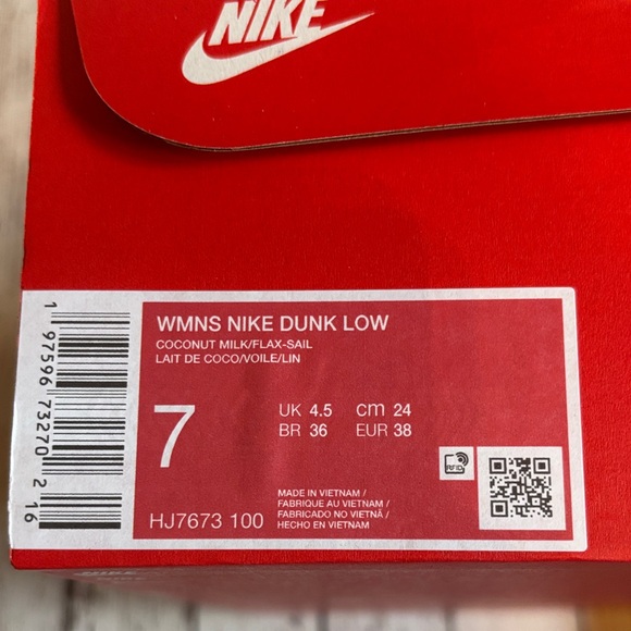 Nike Dunk Low Coconut Milk / Flax-Sail Sneakers 7 - Picture 2 of 11